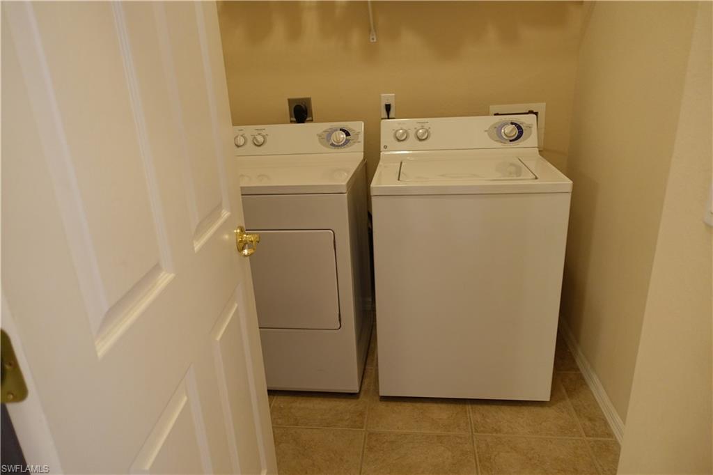 REFLECTION LAKES - Residential