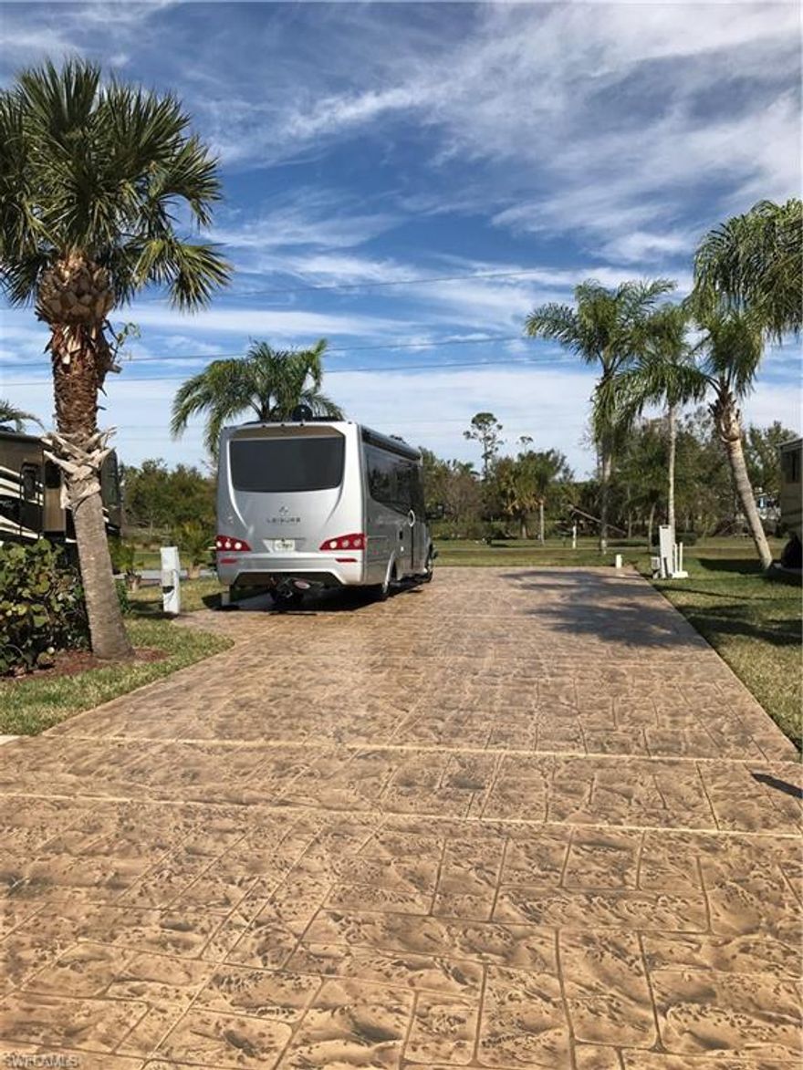 BEST LOCATION & PRICED TO SELL !   NEAR THE 6 HOLE WITH BEAUTIFUL VIEW OF THE GOLF COURSE- THIS 35X70 LOT HAS EASY ACCESS TO SWIMMING POOLS,BOCCI,GOLF COURSE AND NOT FAR FROM THE PRIMARY CLUB HOUSE. BEAUTIFULLY COATED AND IDEAL FOR 5W, MH OR NEW PARK MODEL. TAKE ADVANTAGE OF THE MANY SILVER LAKES ACTIVITIES AND ENJOY ECONOMICAL LIVING IN A FRIENDLY ATMOSPHERE AT SILVER LAKES.
                               
                                     A MUST SEE LOT & A GREAT PROPERTY VALUE !