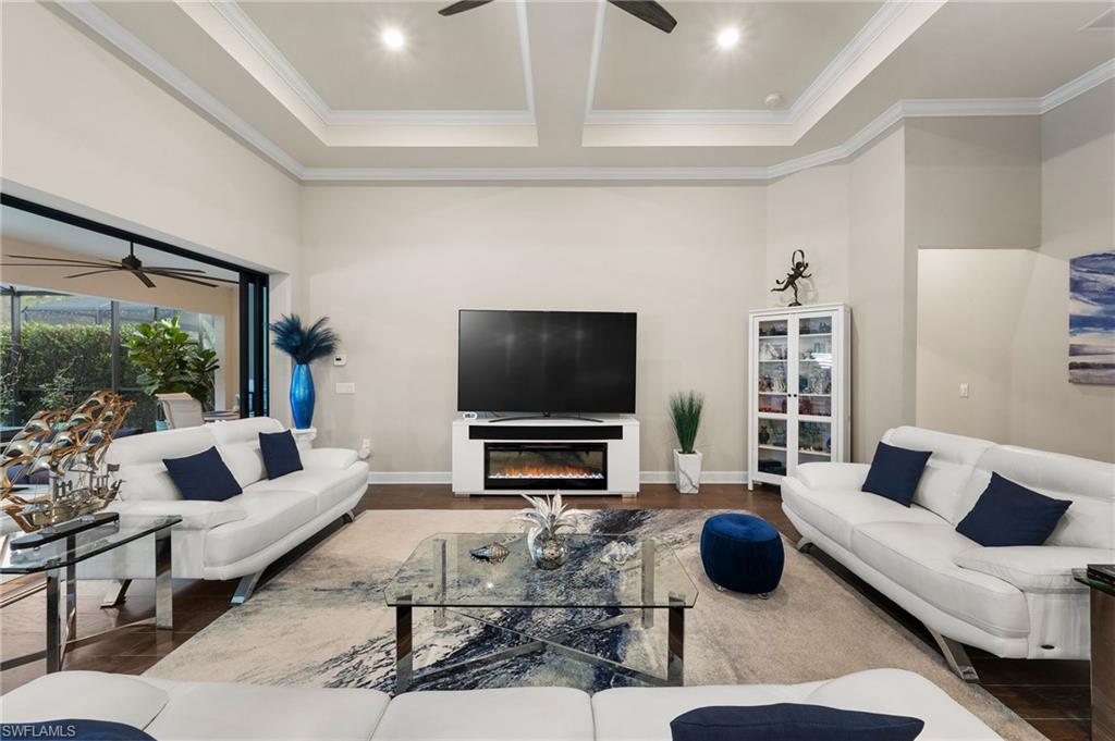 CORKSCREW SHORES - Residential