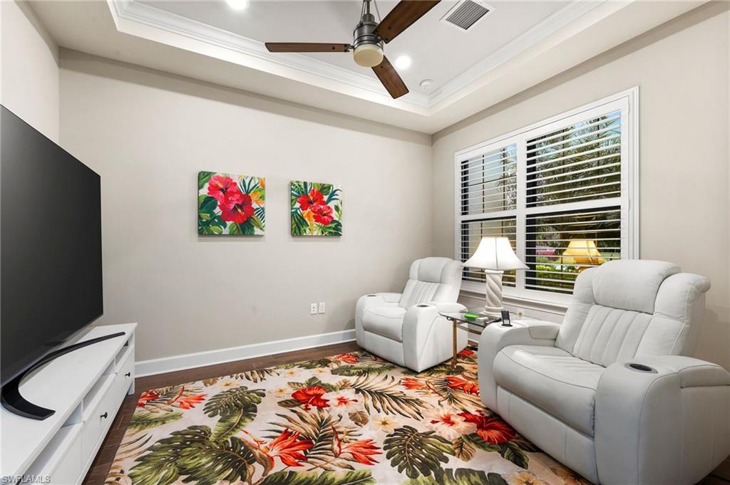 CORKSCREW SHORES - Residential