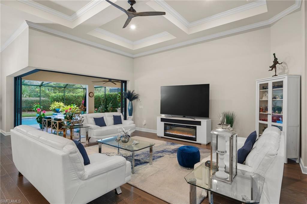 CORKSCREW SHORES - Residential