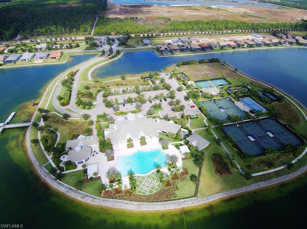 CORKSCREW SHORES - Residential