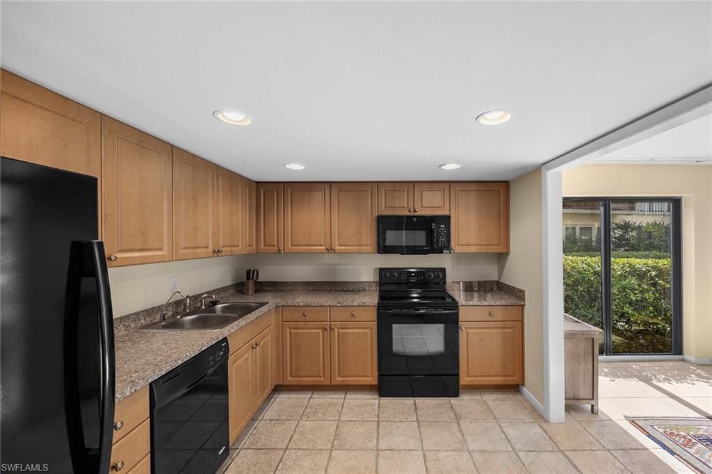 NAPLES BATH AND TENNIS CLUB - Residential