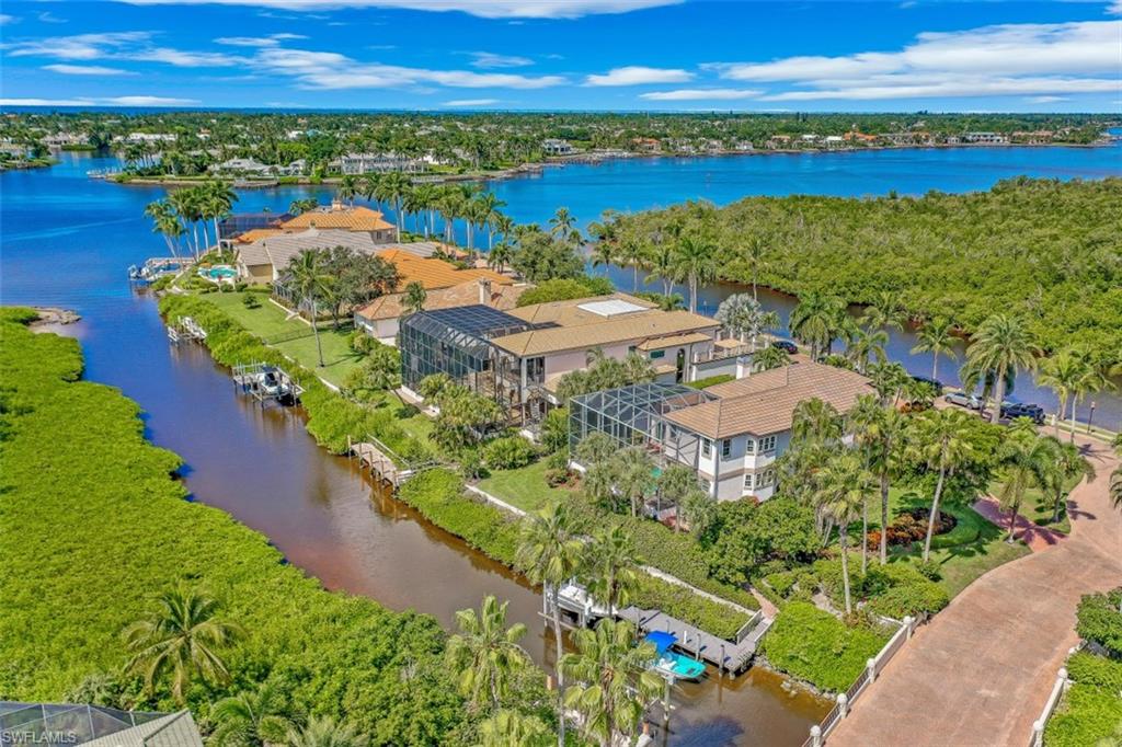 SOUTHPOINTE YACHT CLUB - Residential