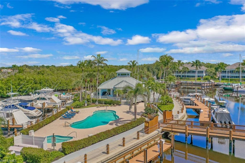 SOUTHPOINTE YACHT CLUB - Residential