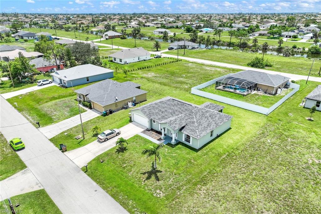 CAPE CORAL - Residential