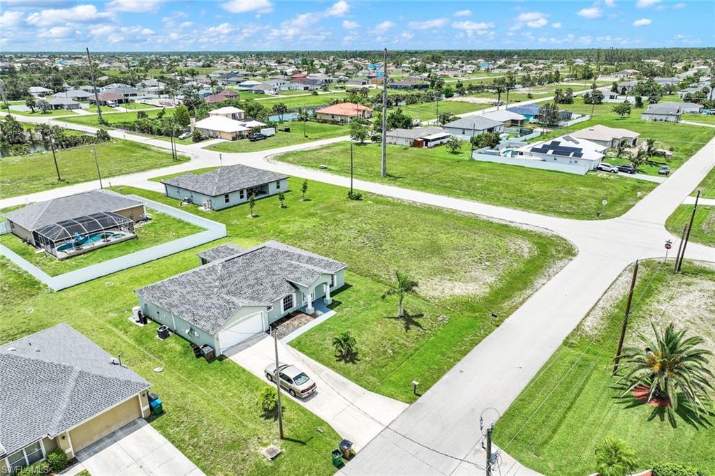 CAPE CORAL - Residential