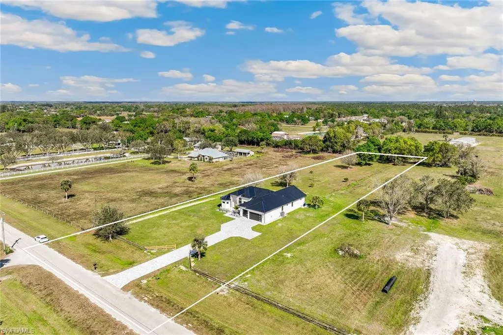 Fort Myers, Florida, 33905, United States, 4 Bedrooms Bedrooms, ,3 BathroomsBathrooms,Residential,Active,1778781