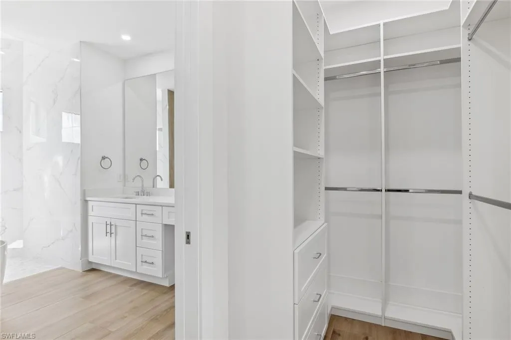 Fort Myers, Florida, 33905, United States, 4 Bedrooms Bedrooms, ,3 BathroomsBathrooms,Residential,Active,1778781