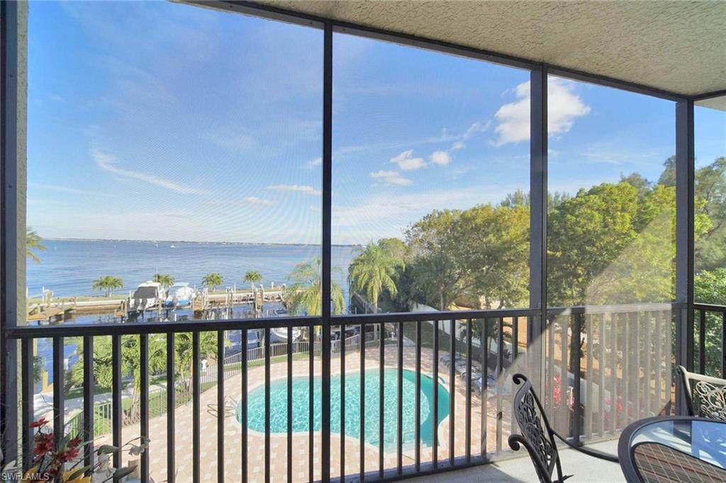 PARKSIDE AT THE RIVERS - Residential