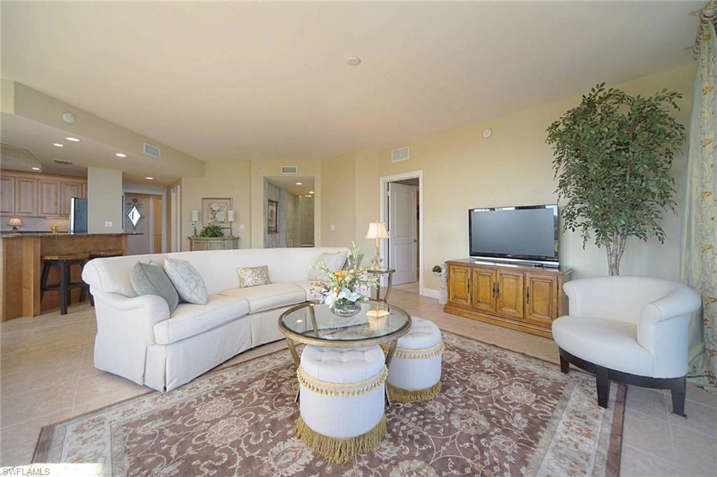 PARKSIDE AT THE RIVERS - Residential