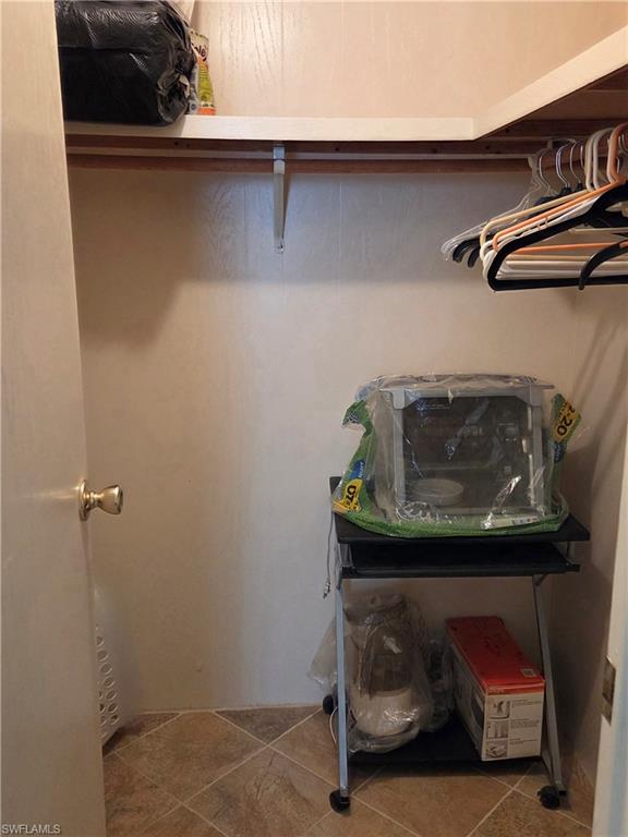 LAZY DAYS MOBILE VILLAGE - Residential