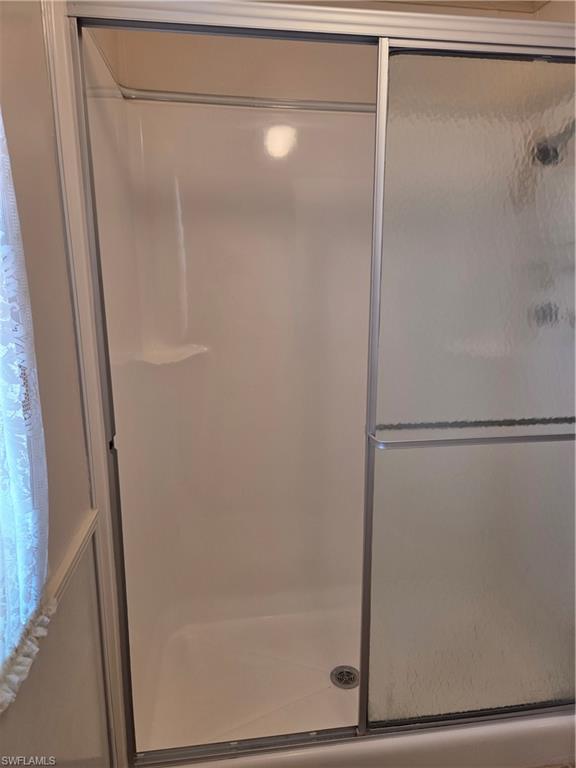 LAZY DAYS MOBILE VILLAGE - Residential