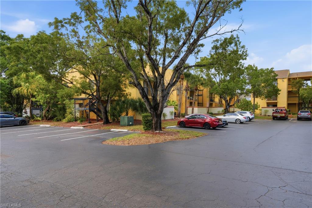 VILLAGE CREEK - Residential