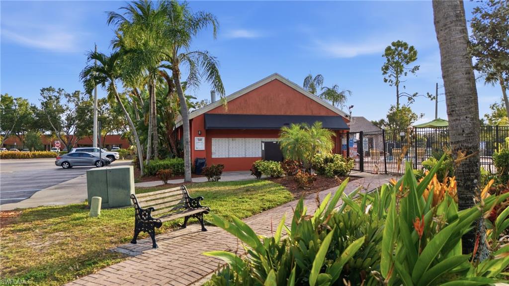 VILLAGE CREEK - Residential