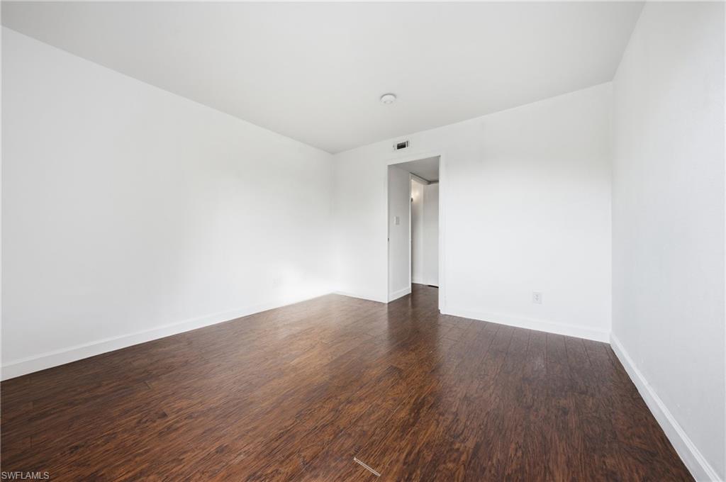 VILLAGE CREEK - Residential