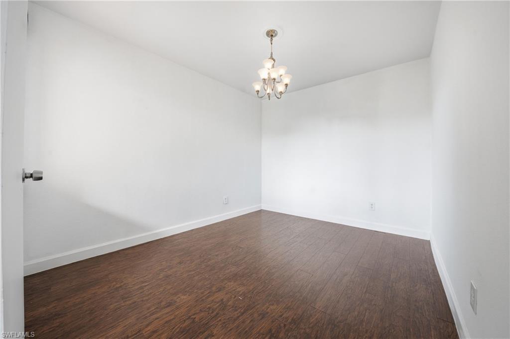 VILLAGE CREEK - Residential