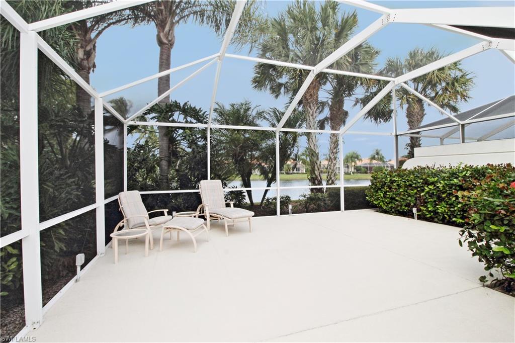 VILLAGE WALK - Residential