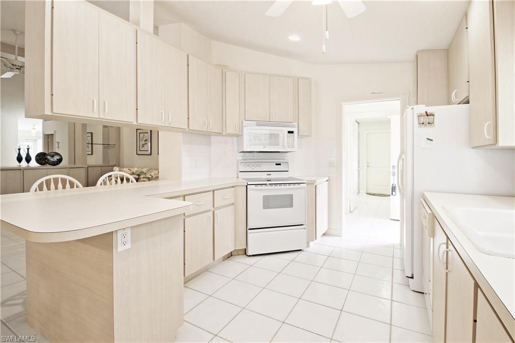 VILLAGE WALK - Residential