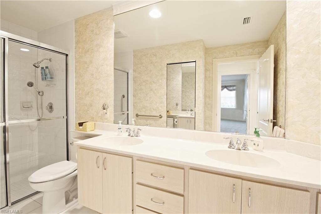 VILLAGE WALK - Residential