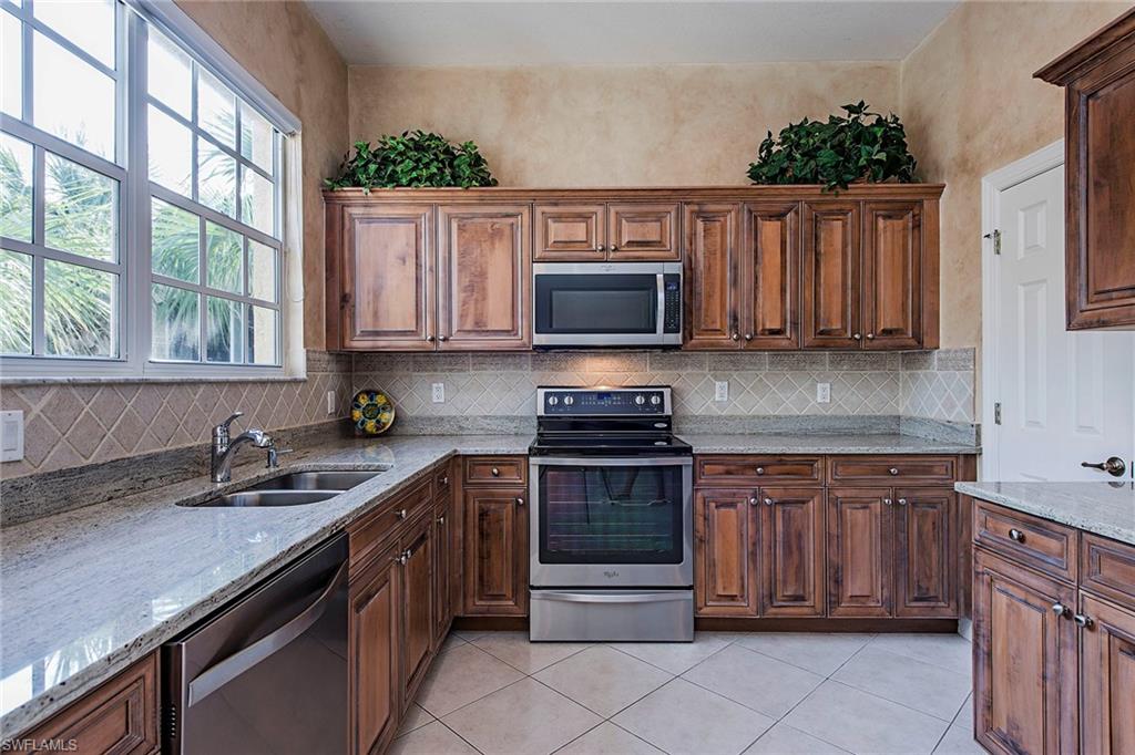 MONT CLAIRE - Residential