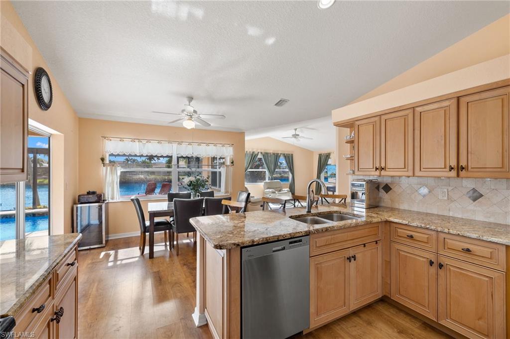 WELLINGTON - Residential