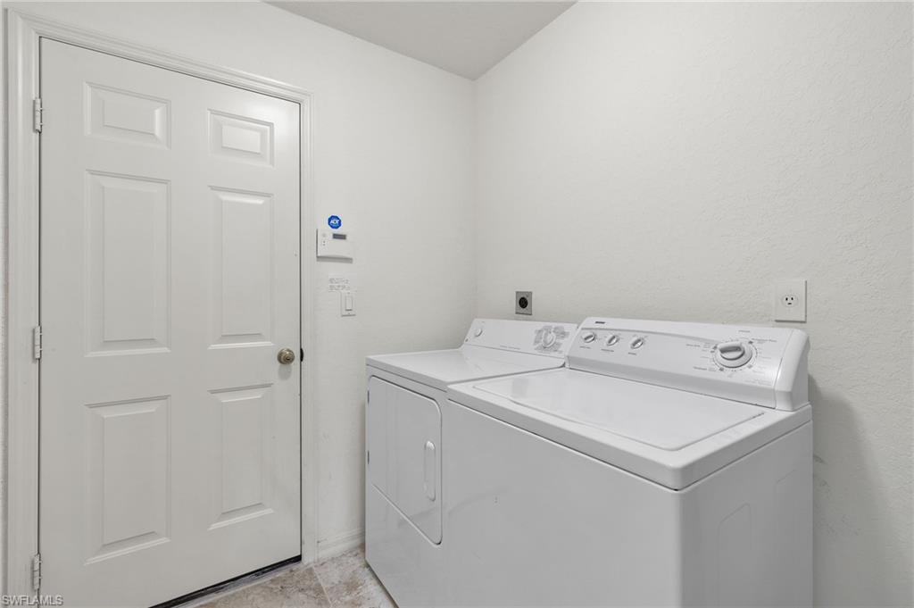 WELLINGTON - Residential