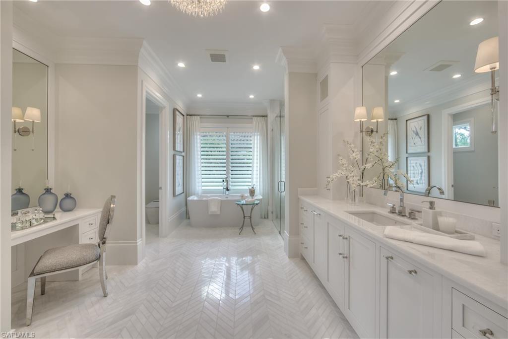 QUAIL WEST - Residential