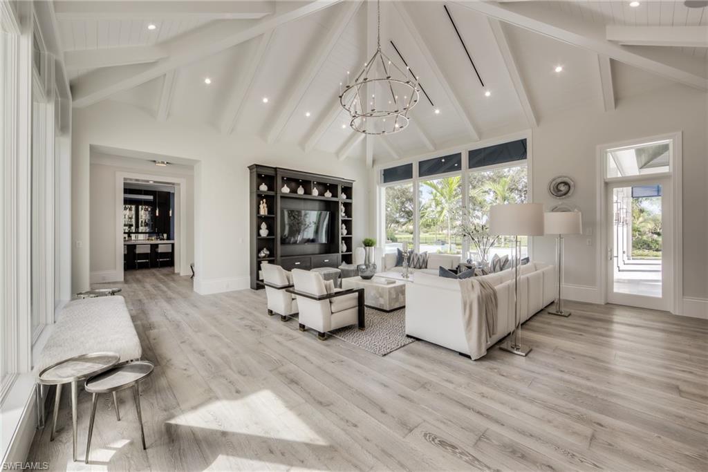 QUAIL WEST - Residential