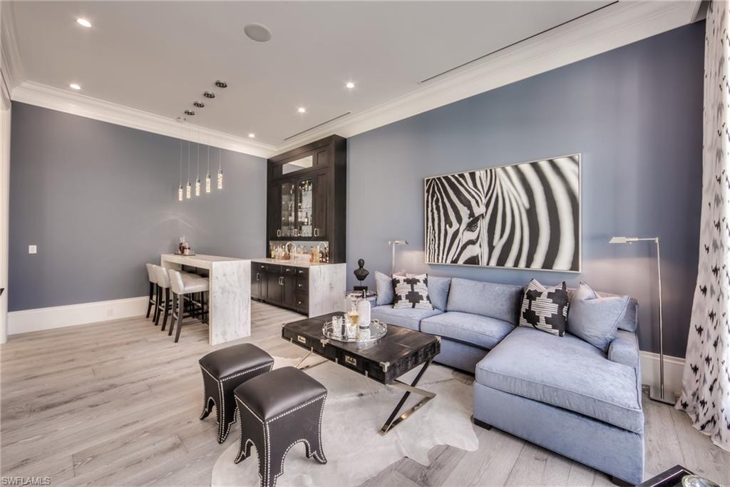 QUAIL WEST - Residential