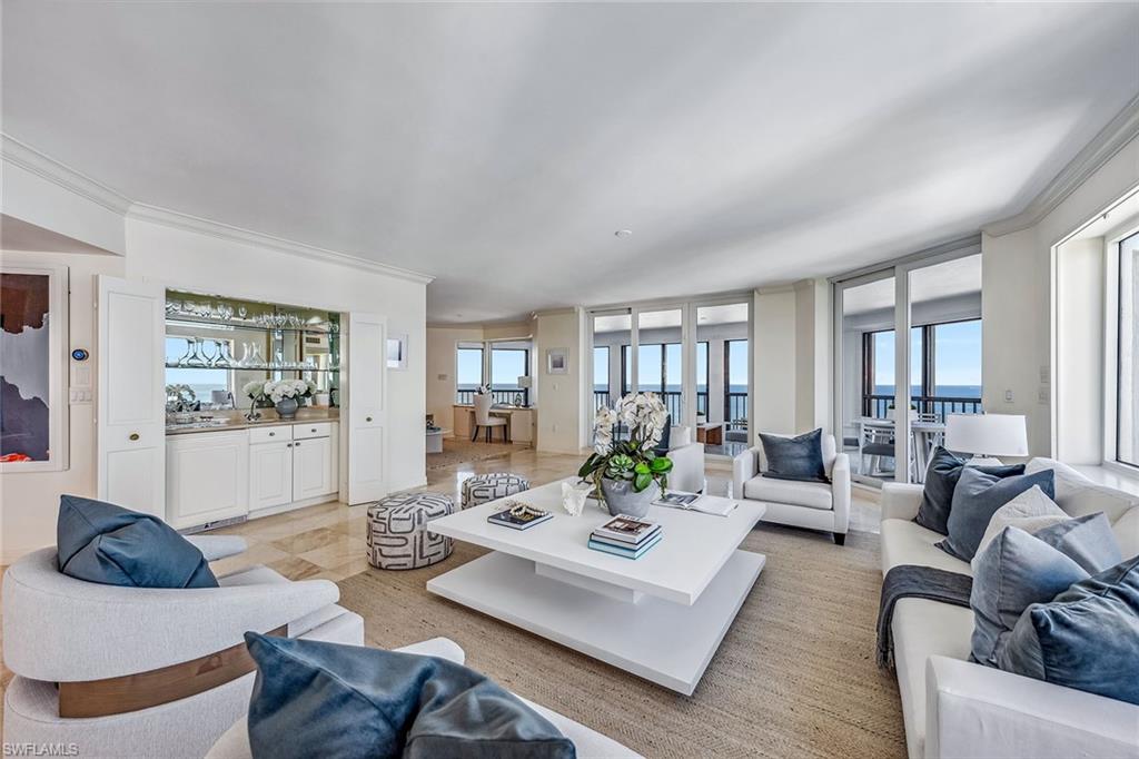 CARLYSLE AT BAY COLONY - Residential