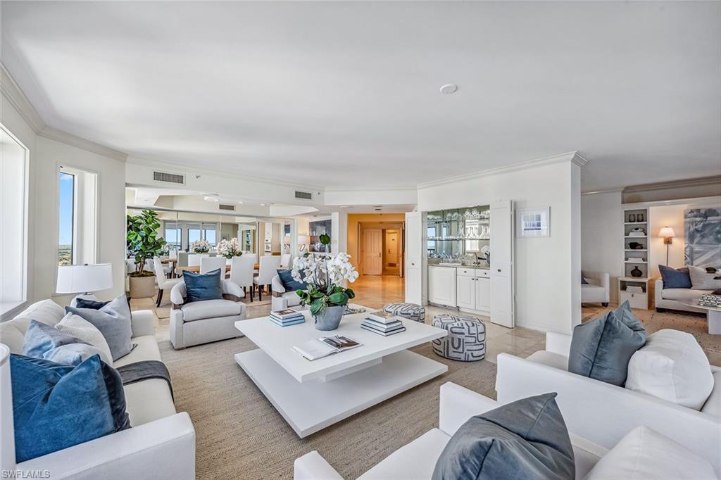 CARLYSLE AT BAY COLONY - Residential