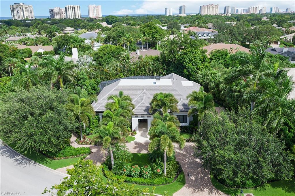 PELICAN BAY WOODS - Residential