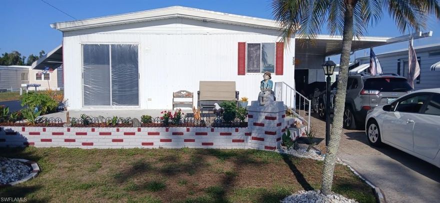 Well-maintained lakefront mobile home in the desirable Lazy Lake community in North Fort Myers. This home offers a bright interior and peaceful water views—perfect for relaxing mornings or evenings. While it has been cared for, it could use a little TLC, making it a great opportunity to add your personal touch.
Enjoy a quiet, laid-back lifestyle close to shopping, dining, and local attractions. Ideal as a full-time home or seasonal getaway.
Priced to sell—don’t miss out!