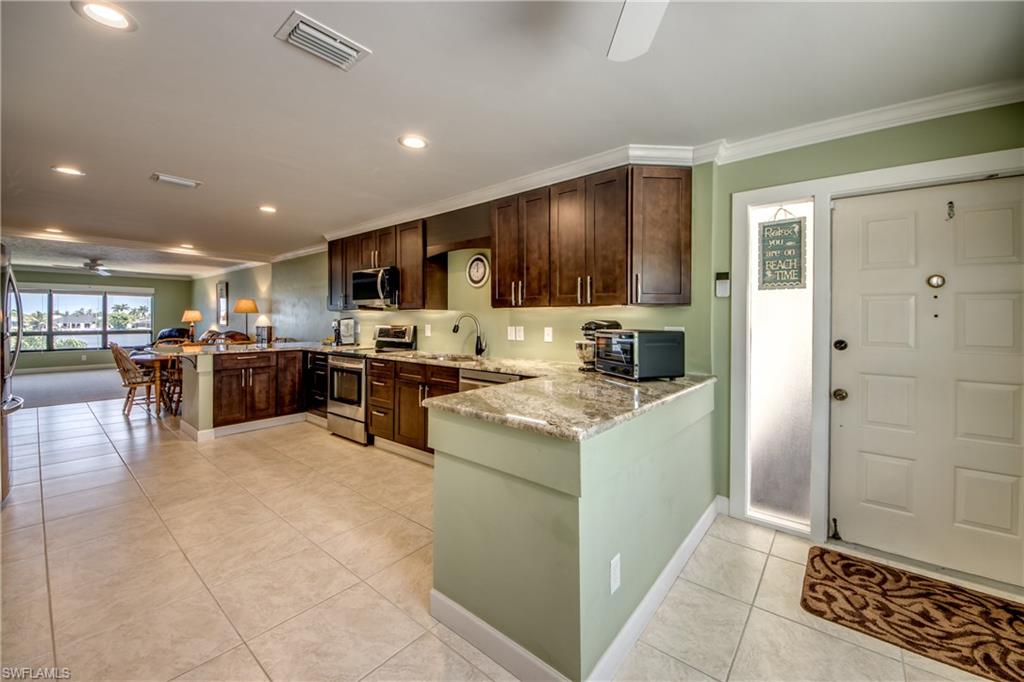 BAYSHORE CONDO - Residential