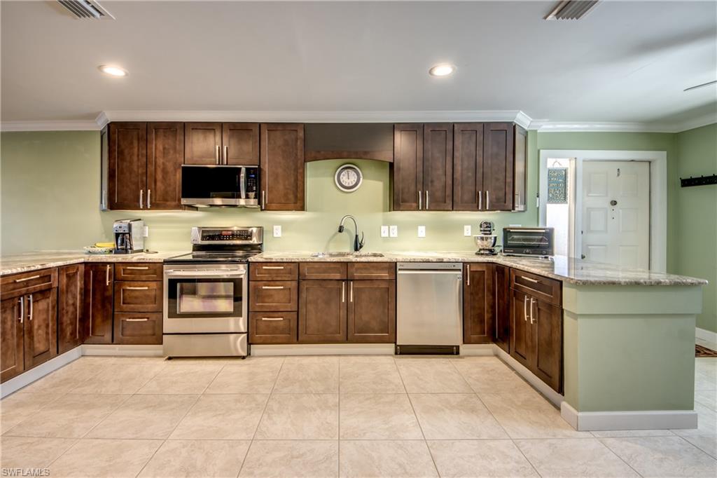 BAYSHORE CONDO - Residential