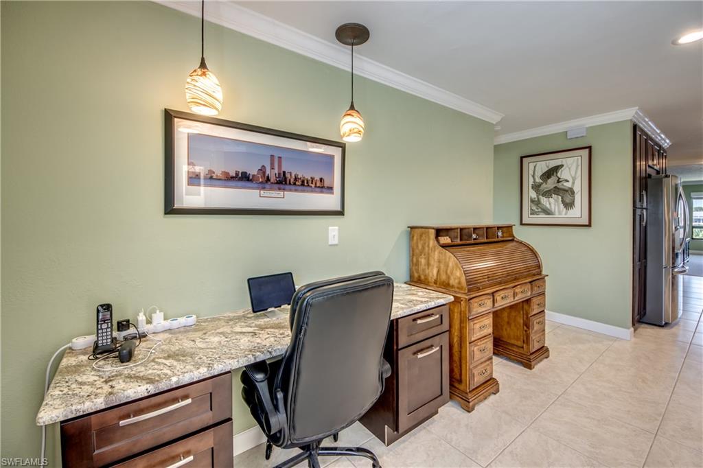 BAYSHORE CONDO - Residential