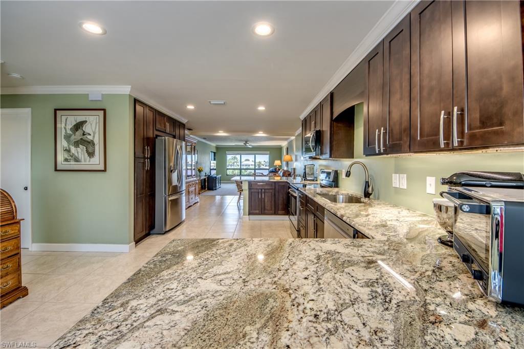 BAYSHORE CONDO - Residential