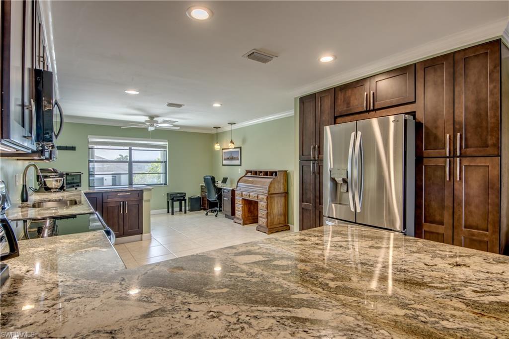 BAYSHORE CONDO - Residential