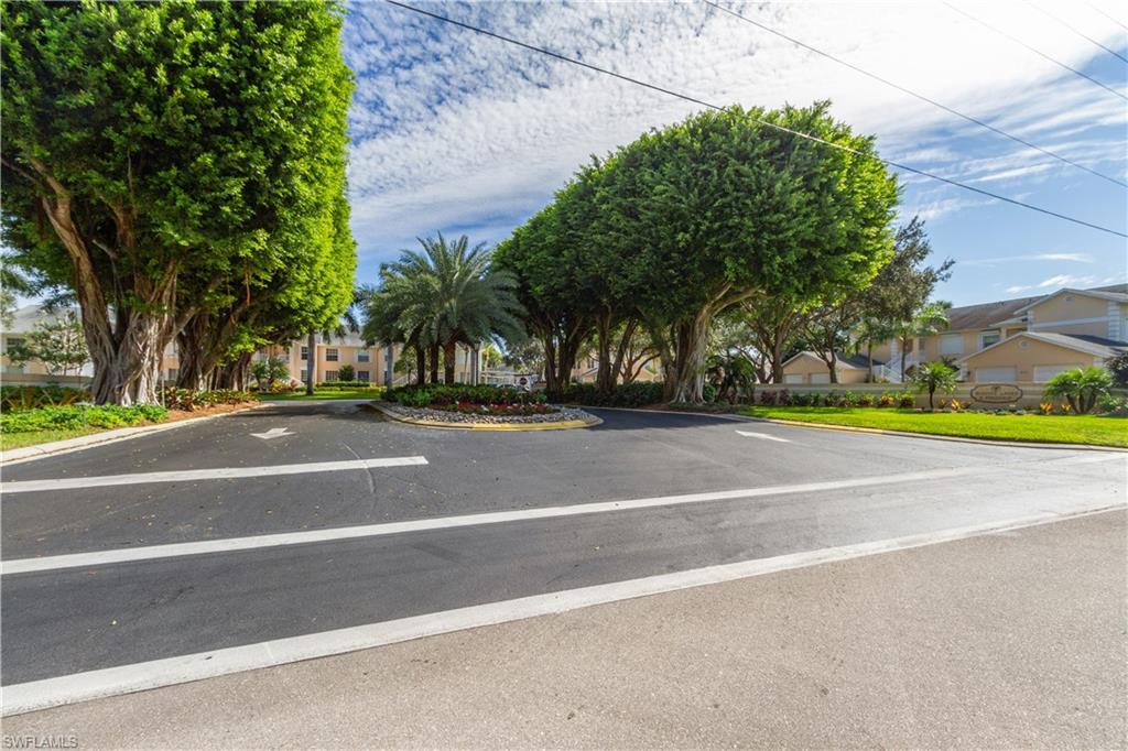 WIGGINS LAKES AND PRESERVES - Residential