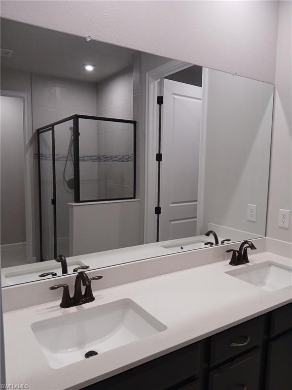 BONAVIE COVE - Residential