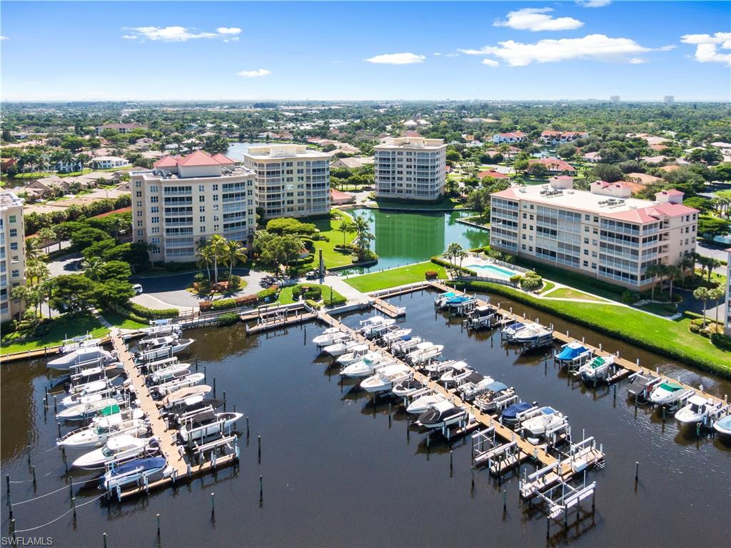 HARBOUR ISLE YACHT AND RACQUET CLUB CONDO - Residential