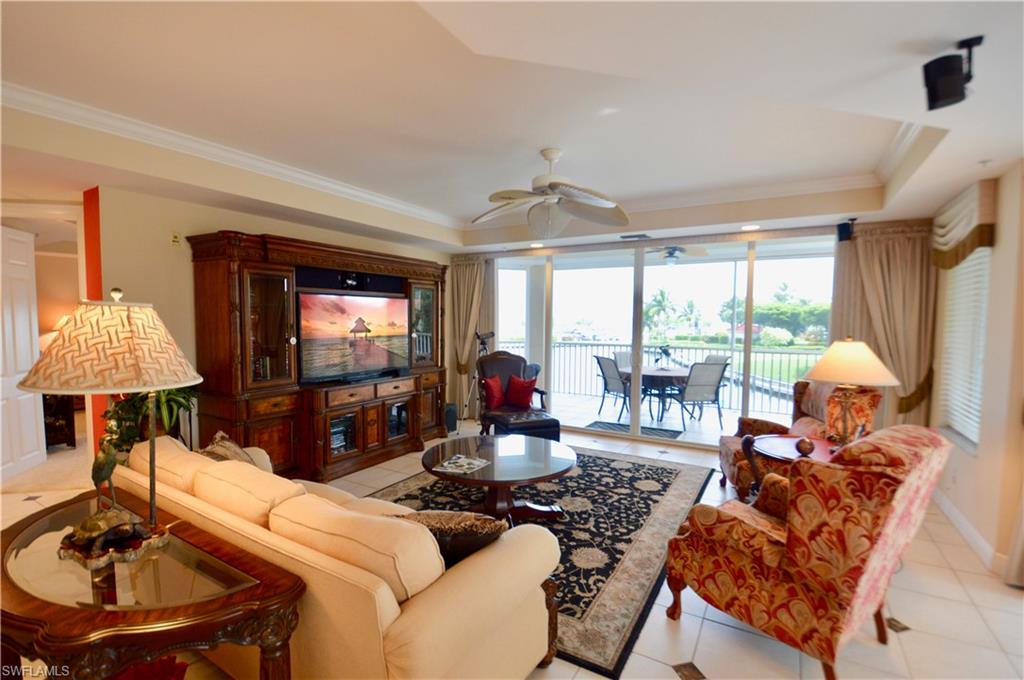 HARBOUR ISLE YACHT AND RACQUET CLUB CONDO - Residential