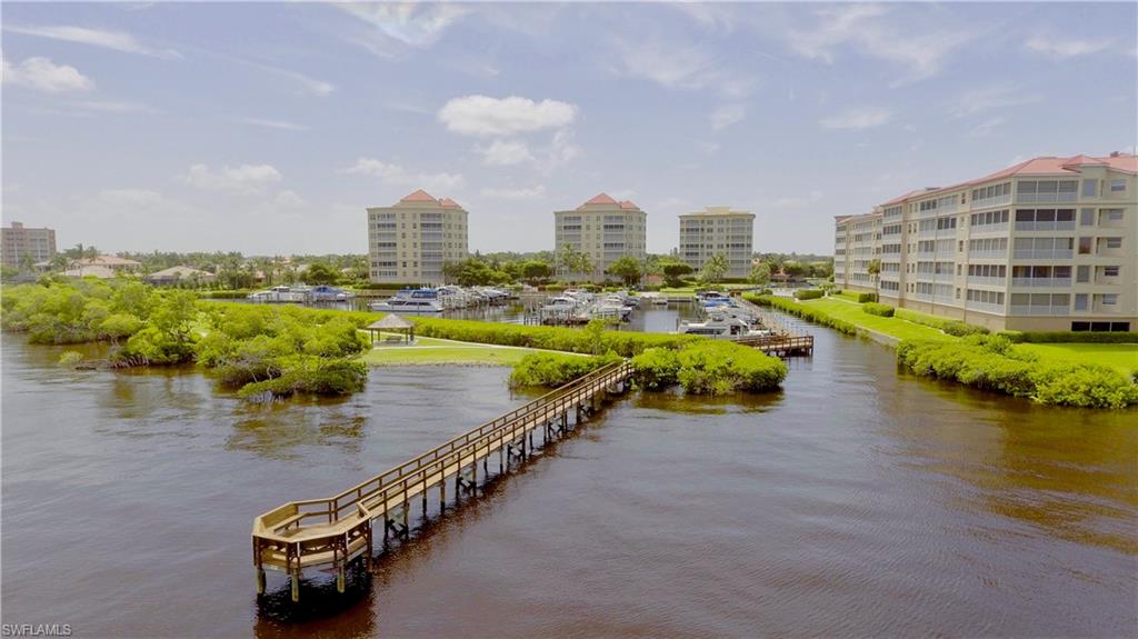 HARBOUR ISLE YACHT AND RACQUET CLUB CONDO - Residential