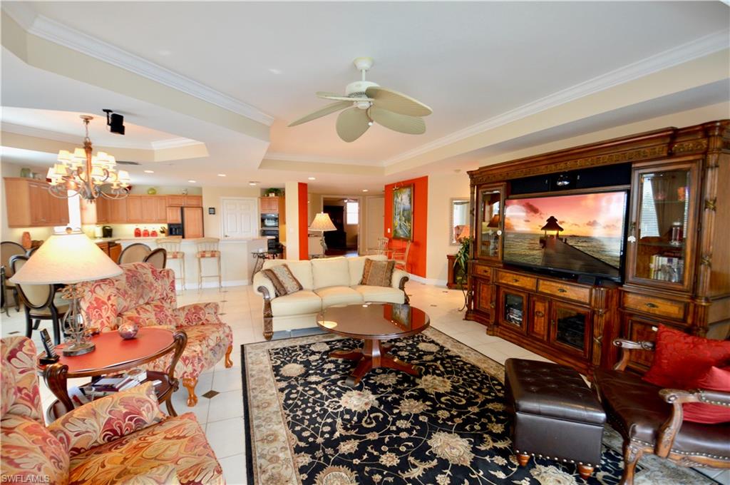 HARBOUR ISLE YACHT AND RACQUET CLUB CONDO - Residential