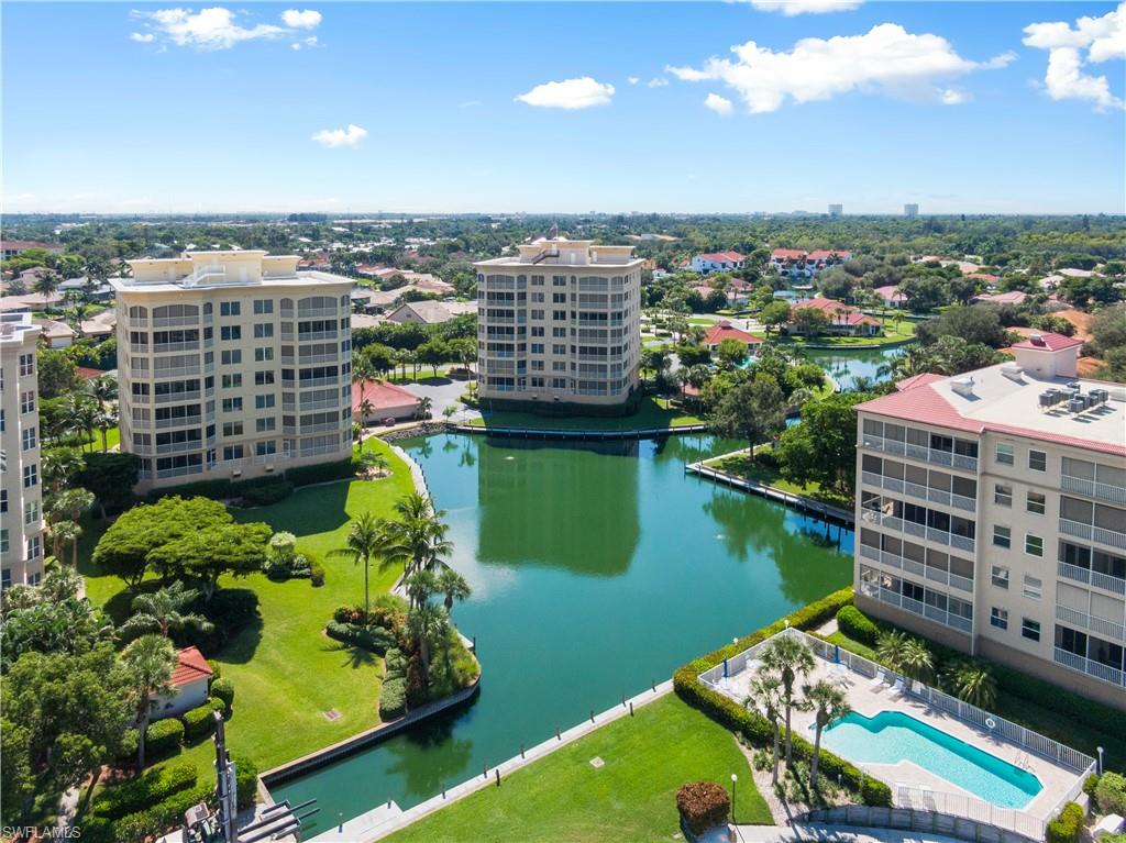 HARBOUR ISLE YACHT AND RACQUET CLUB CONDO - Residential