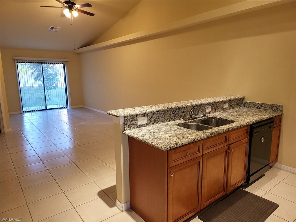 CAPE CORAL - Residential Lease