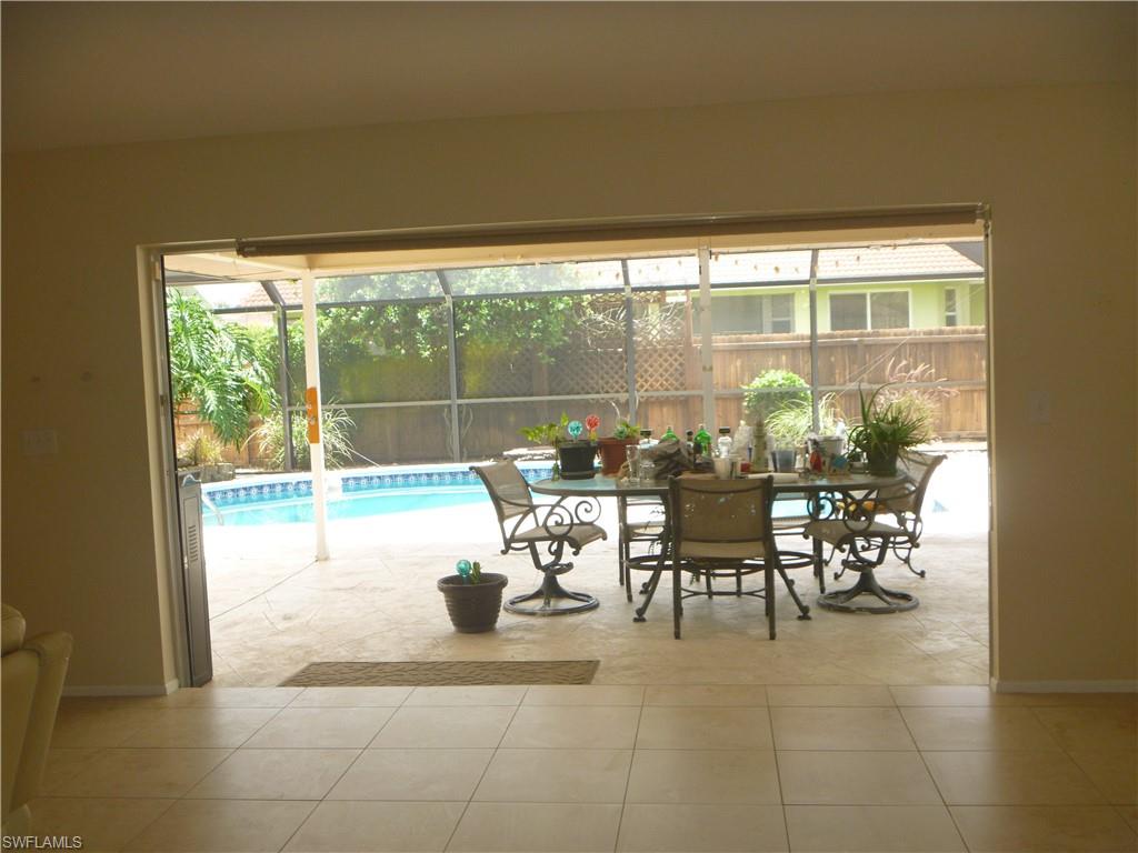 COUNTRY CLUB ESTATES - Residential