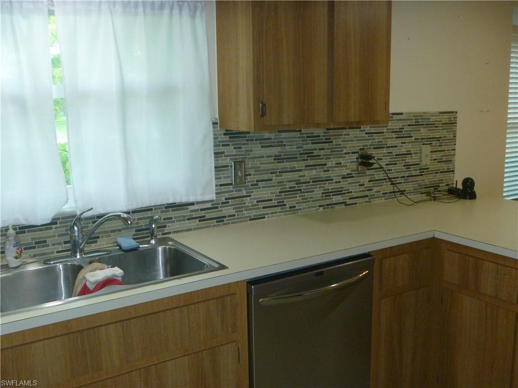 COUNTRY CLUB ESTATES - Residential