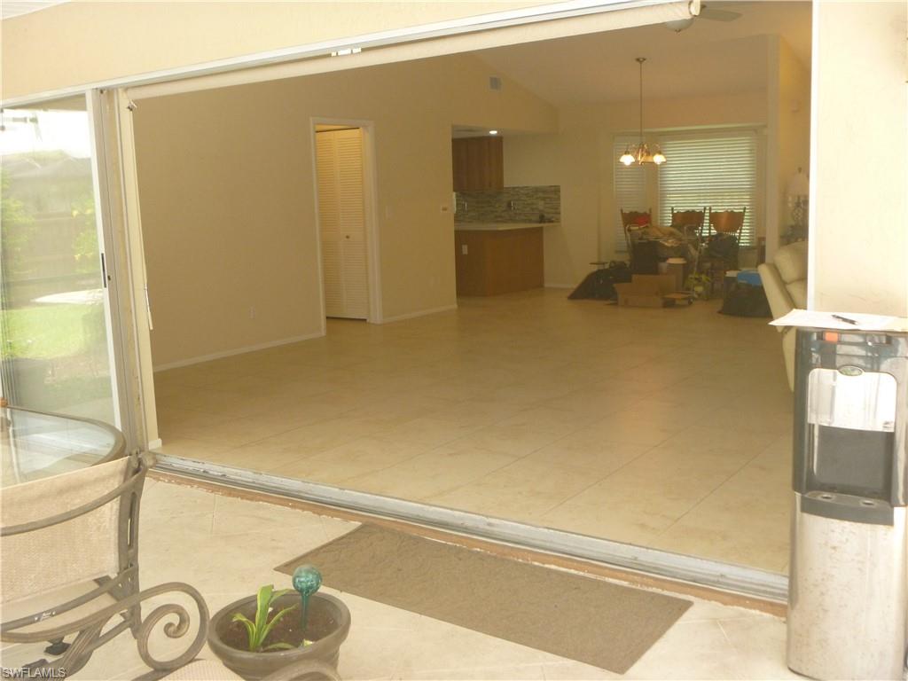 COUNTRY CLUB ESTATES - Residential